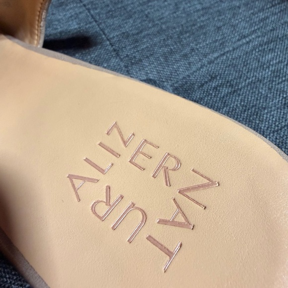 Naturalizer - Classic Taupe Slingback Loafer Flats - Women (size 11) - Picture 7 of 12